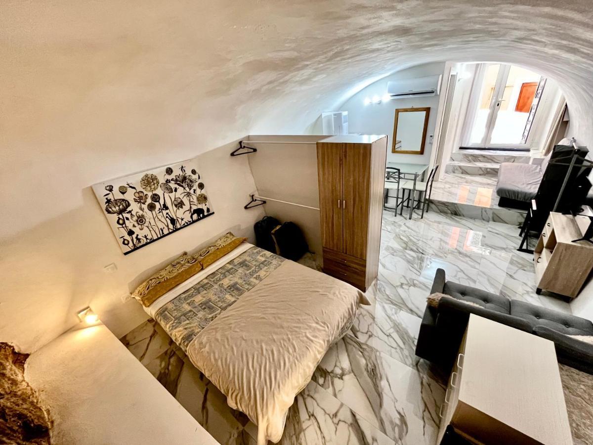 Cave House Apartment Menton Bagian luar foto